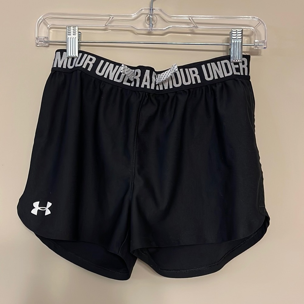 Under Armour girls shorts